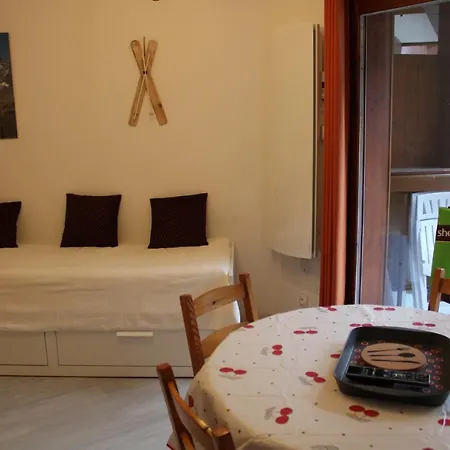 Apartment Les Pierres Blanches Montjoie Les Contamines-Montjoie